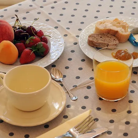 Il Sole Del Genarbi Bed & Breakfast